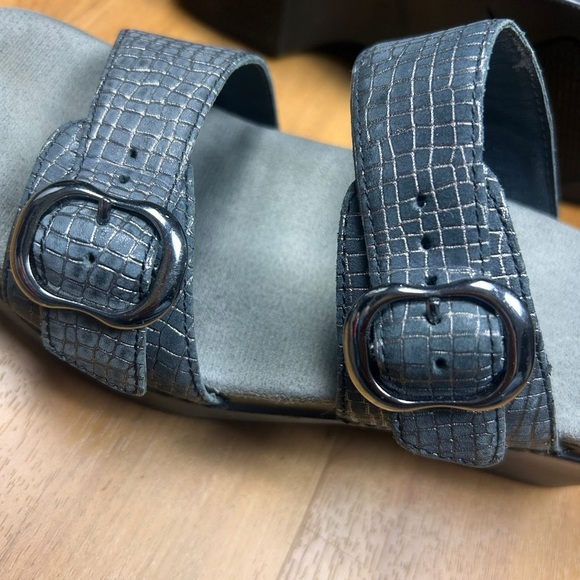 Dansko Sophie Rainbow Double Buckle Strap Sandals Women’s  Black and Gray SZ 37 - Picture 7 of 10